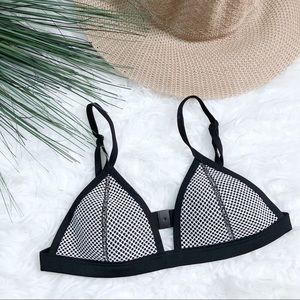 Authentic TRIAGL black and white bikini top NWOT